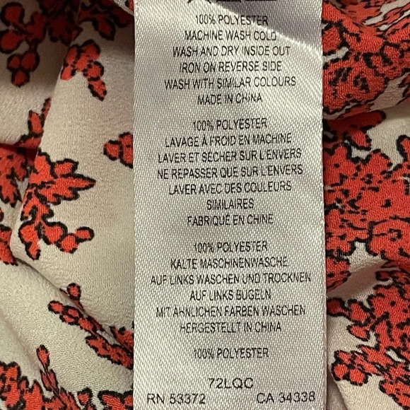 FRENCH CONNECTION Pleated Sleeve Blouse in Red Keelan‎ - Picture 5 of 5